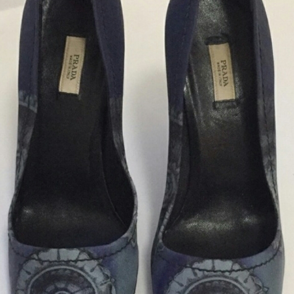 Authentic Prada's - Picture 3 of 5